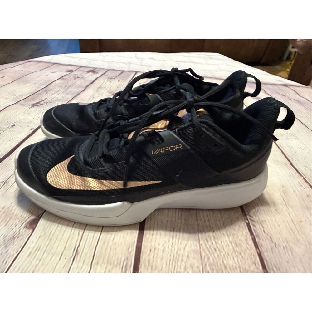 Nike Women's Size 8 Court Vapor Light Tennis Shoes Black Gold Athletic Sneakers - Picture 6 of 16